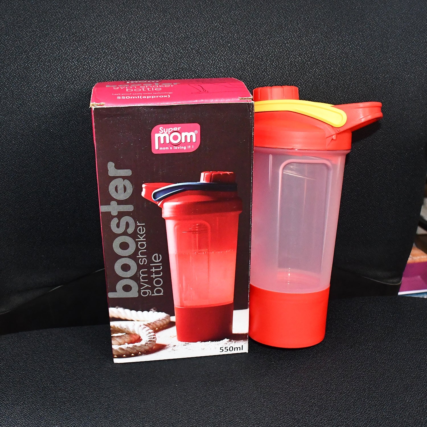 Supermom  Plastic Premium Booster Gym Shaker Bottle with Mixing Ball (550ml / 1 Pc) Supermom  Plastic Premium Booster Gym Shaker Bottle with Mixing Ball (550ml / 1 Pc)